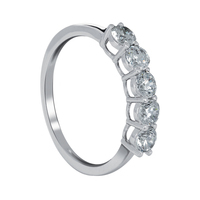 anello in argento con cristalli bianchi