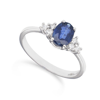 anello in oro 18kt con zaffiro e diamanti
